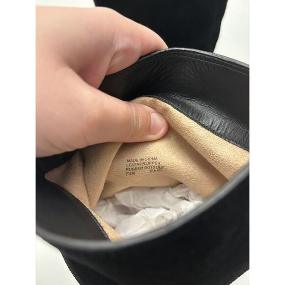 Michael Kors Leather boot riding heeled shoe black EUC size  7.5 - Picture 2 of 6